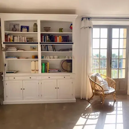 Celebrity Style In Roussillon With Private Pool And Garden With Views Roussillon (Vaucluse)