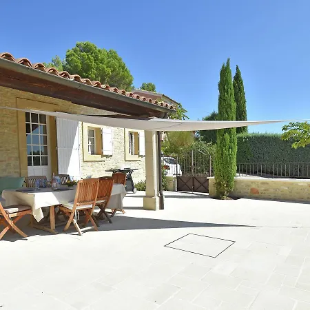 Villa Celebrity Style In Roussillon With Private Pool And Garden With Views Roussillon (Vaucluse)