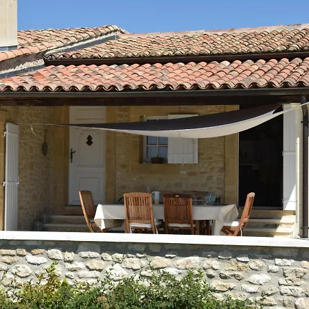 Celebrity Style In Roussillon With Private Pool And Garden With Views Villa Roussillon (Vaucluse)